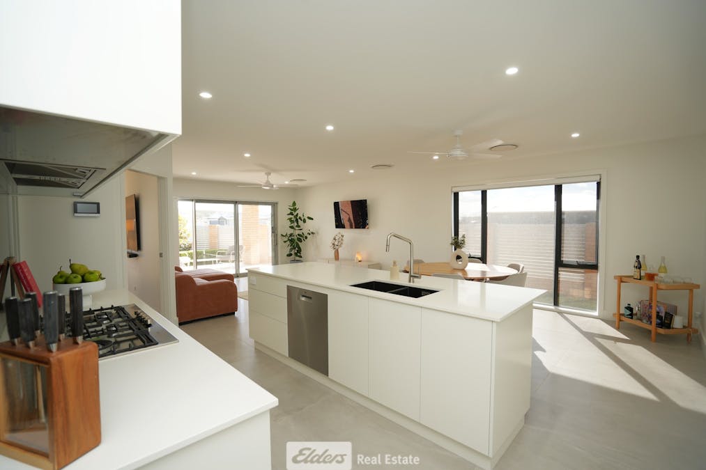 86 Madden Drive, Griffith, NSW, 2680 - Image 9