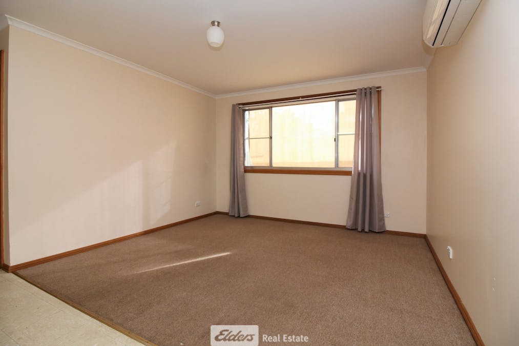 2/83 Canal Street, Griffith, NSW, 2680 - Image 3