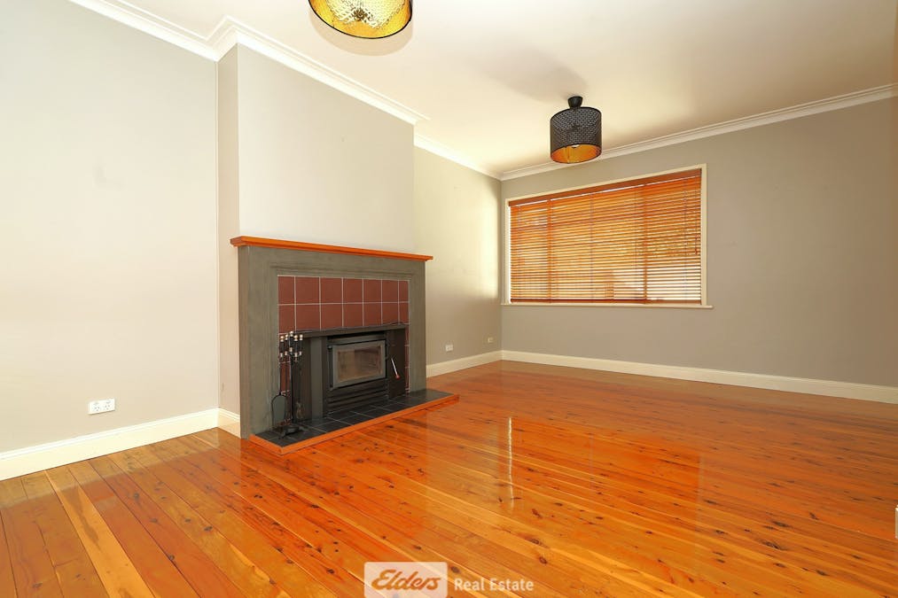 9 Kelly Avenue, Griffith, NSW, 2680 - Image 4