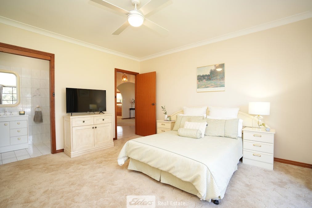 32 Bugno Crescent, Griffith, NSW, 2680 - Image 9