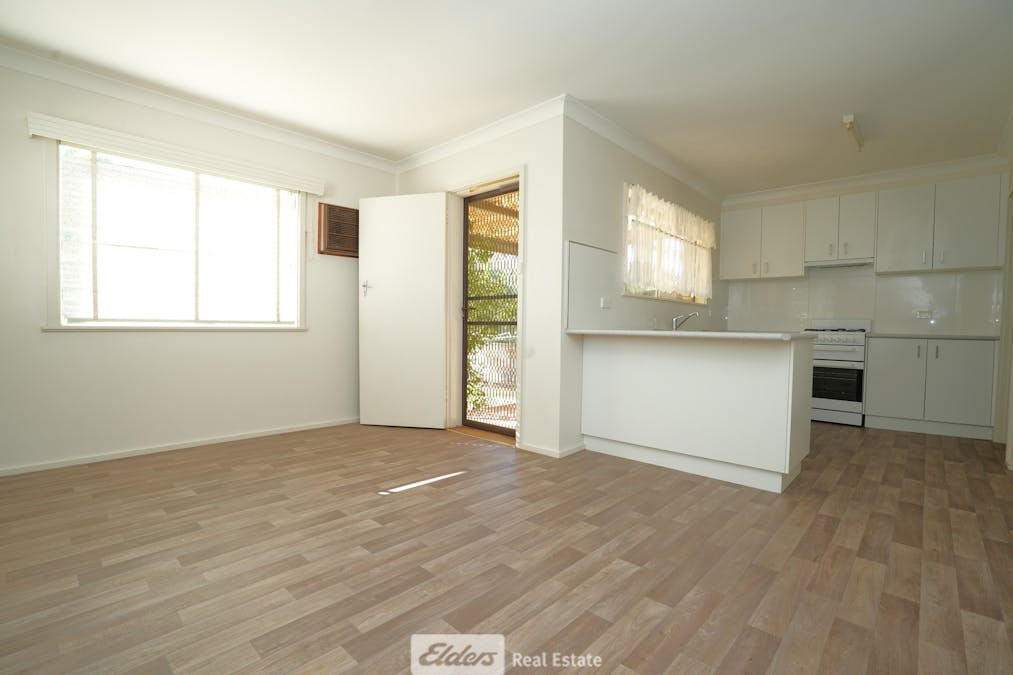 9 Hart Street, Griffith, NSW, 2680 - Image 3