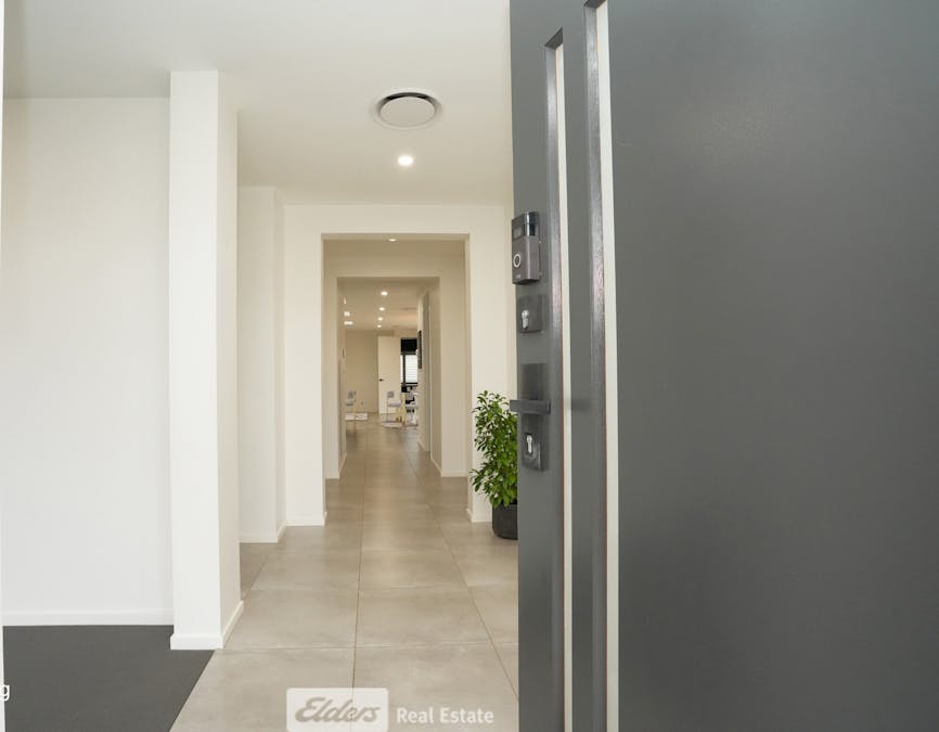 49 Tucker Street, Griffith, NSW, 2680 - Image 3