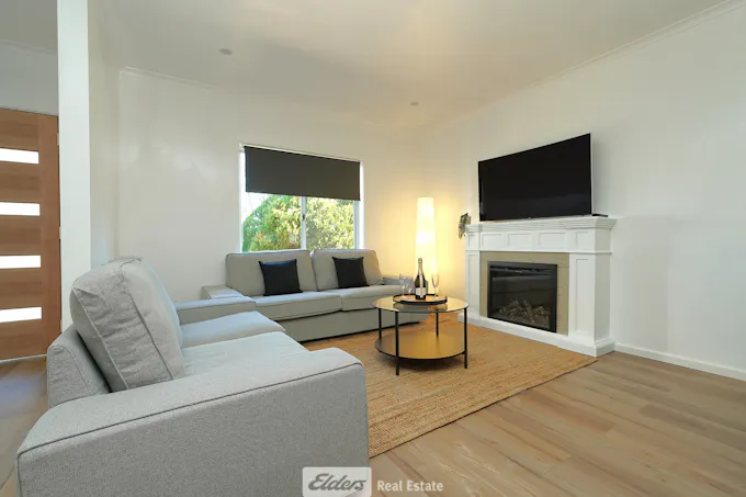 21 Yoolooma Street, Griffith, NSW, 2680 - Image 1