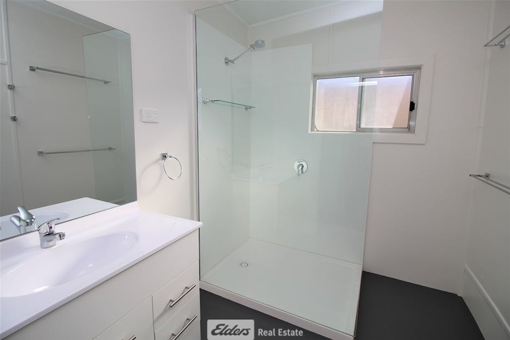 8 Dickson Street, Lake Wyangan, NSW, 2680 - Image 9