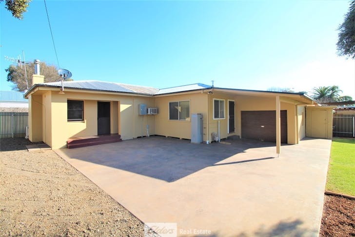 8 Dickson Street, Lake Wyangan, NSW, 2680