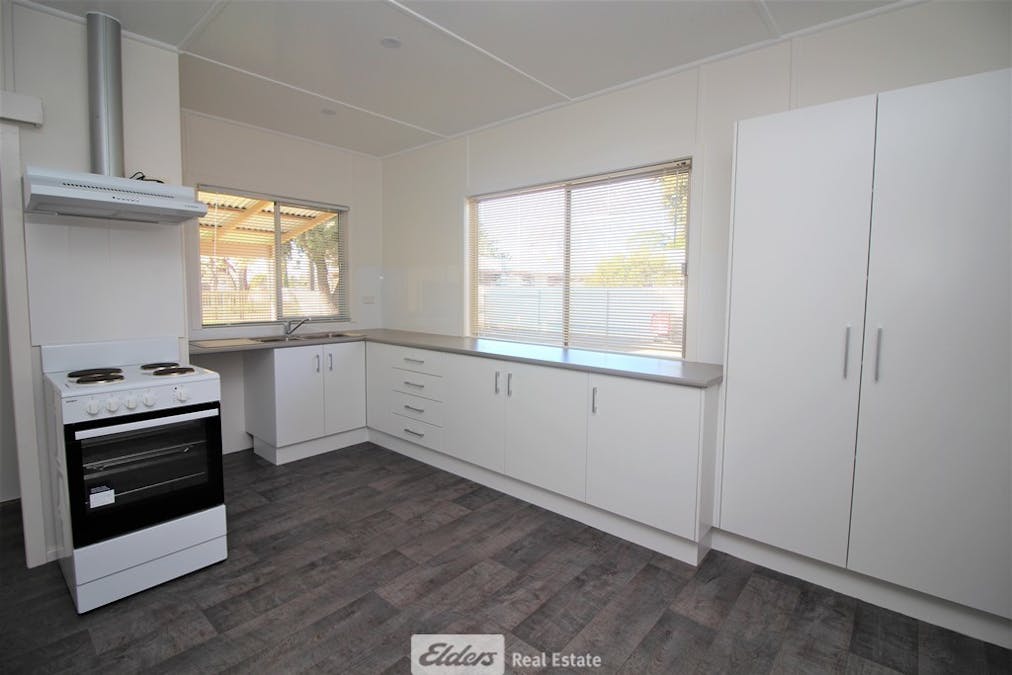 8 Dickson Street, Lake Wyangan, NSW, 2680 - Image 4