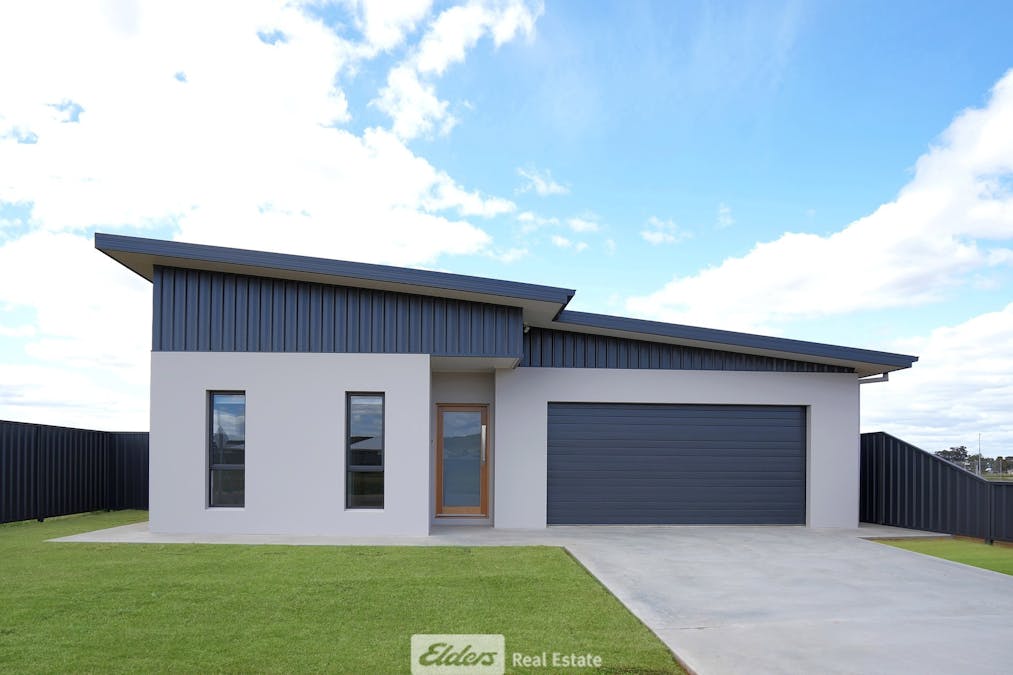72 Piper Circuit, Griffith, NSW, 2680 - Image 1