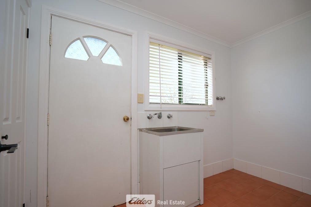 29 Yarran Street, Hanwood, NSW, 2680 - Image 12