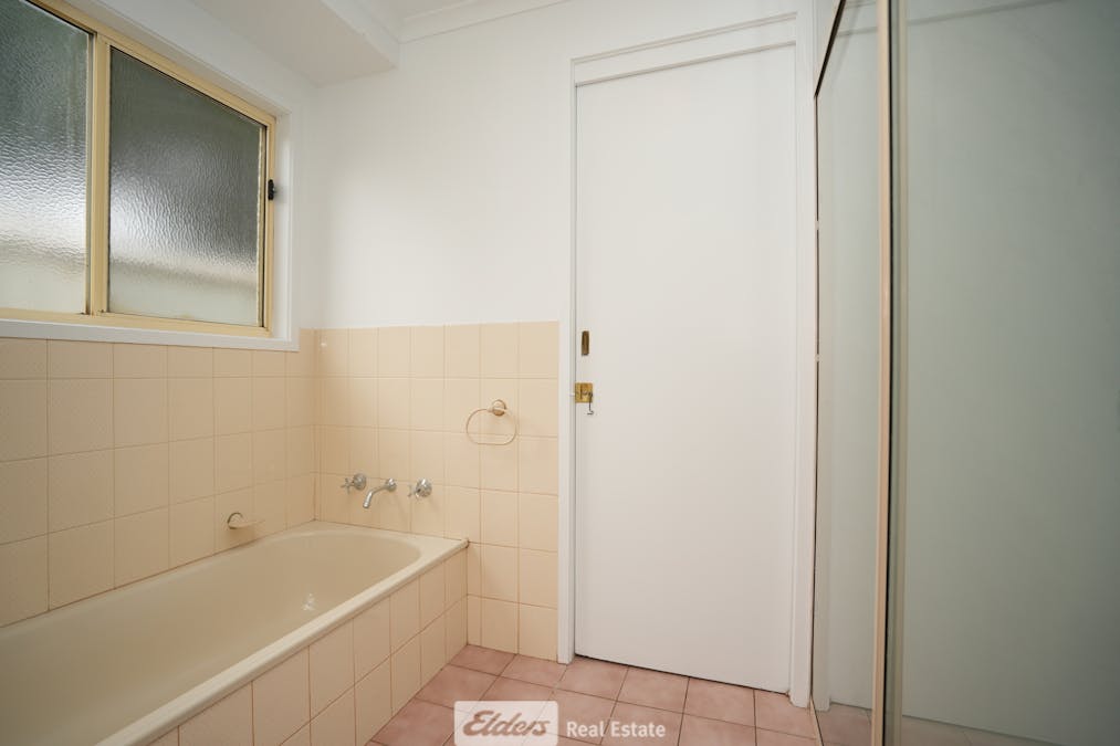 190 Murrumbidgee Avenue, Griffith, NSW, 2680 - Image 8