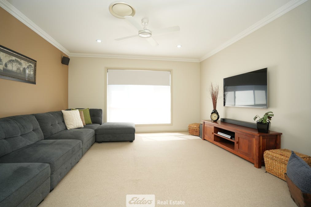 83 Hillam Drive, Griffith, NSW, 2680 - Image 3