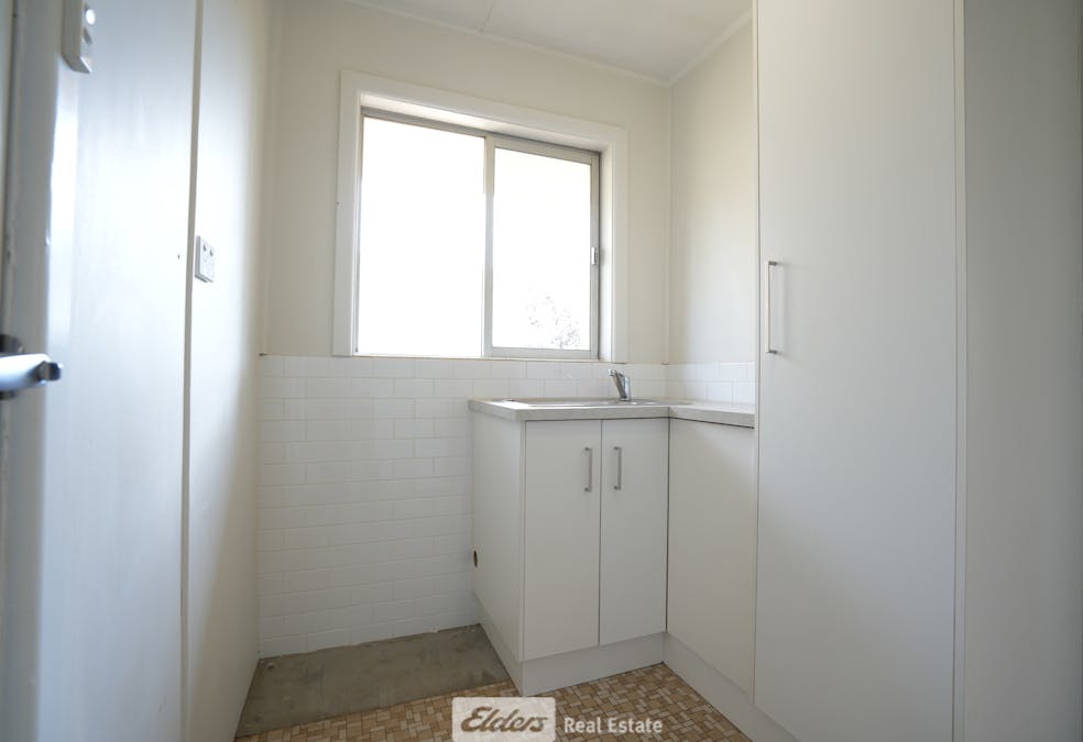 6 Turner Street, Griffith, NSW, 2680 - Image 9