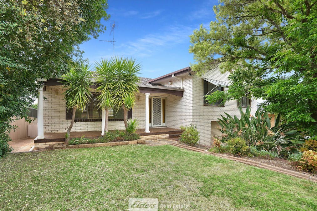 27 Hart Street, Griffith, NSW, 2680 - Image 1