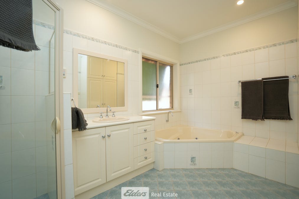 35 Wood Road, Griffith, NSW, 2680 - Image 11