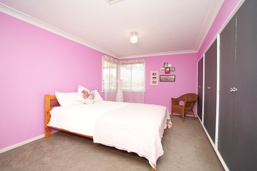 8 Animoo Avenue, Griffith, NSW, 2680 - Image 16