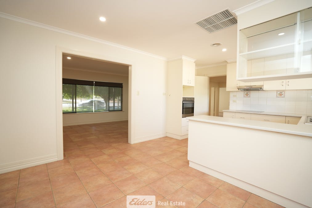 22 Hanwood Avenue, Hanwood, NSW, 2680 - Image 8