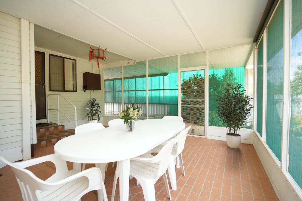 24 Curtin Street, Griffith, NSW, 2680 - Image 10