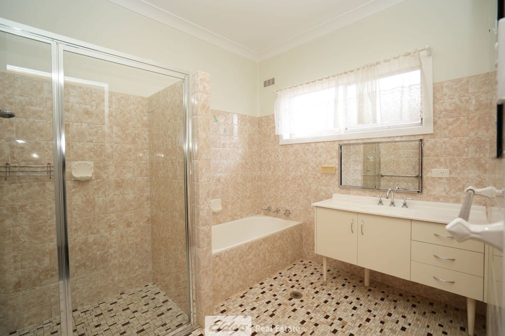 33 Ledgerwood Street, Griffith, NSW, 2680 - Image 9