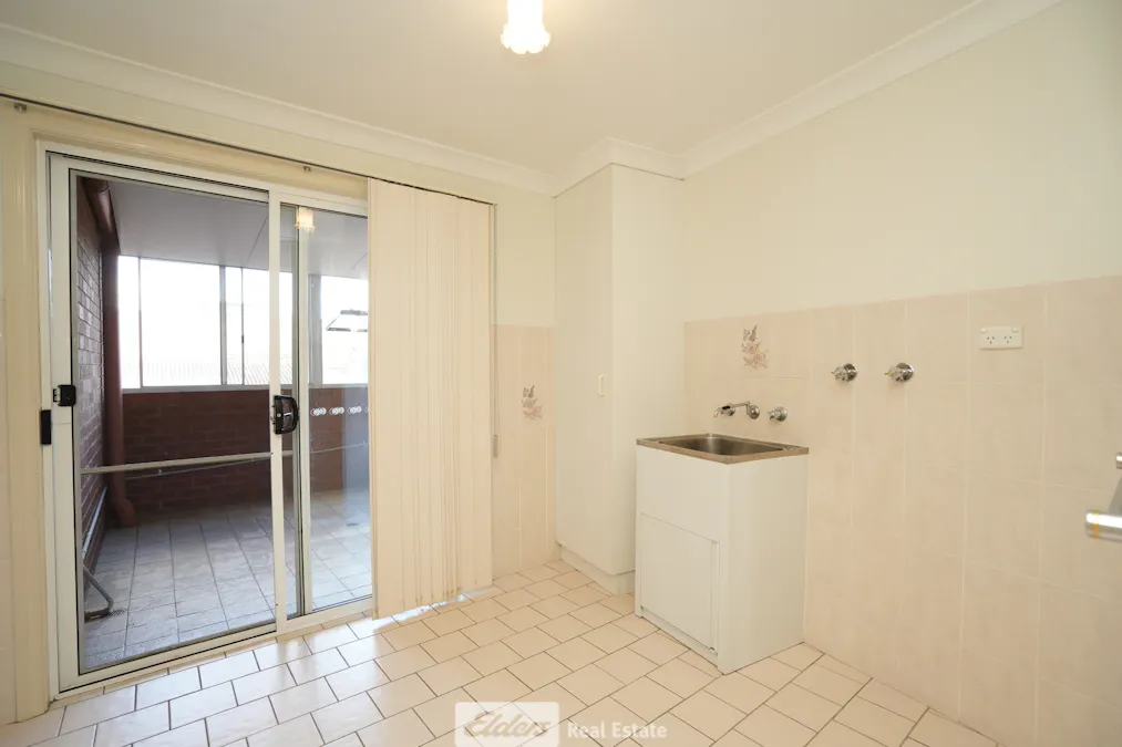 1/490 Banna Avenue, Griffith, NSW, 2680 - Image 8