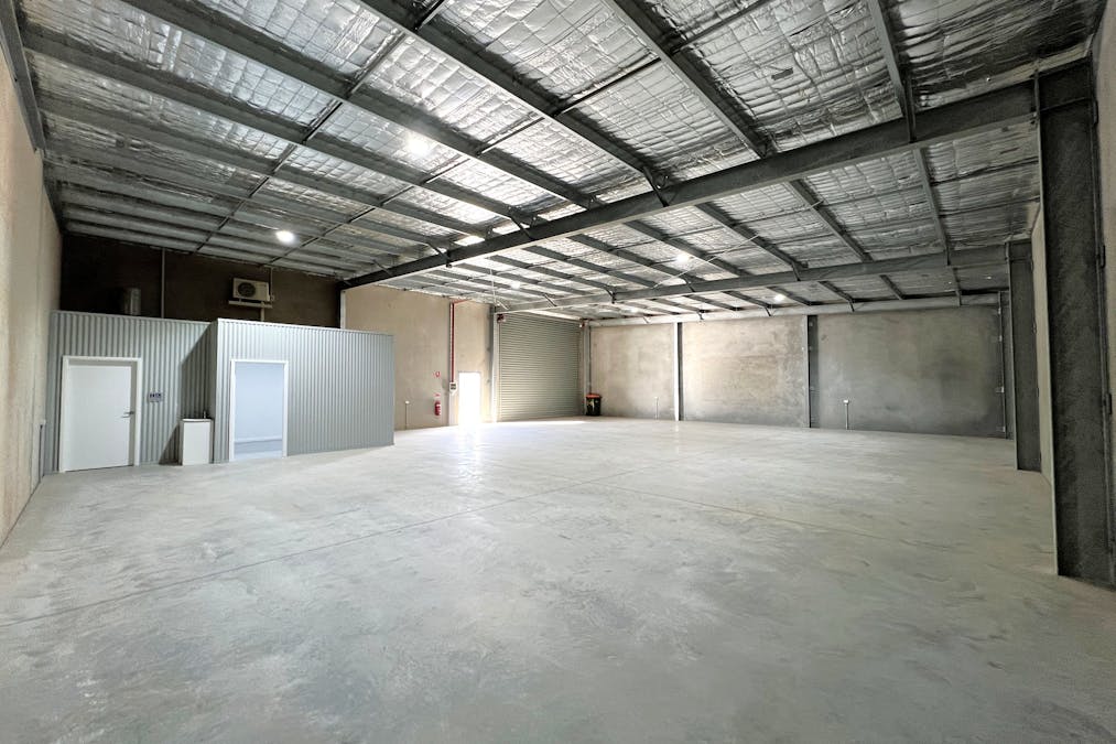 2/7-9 Shaw Road, Griffith, NSW, 2680 - Image 2