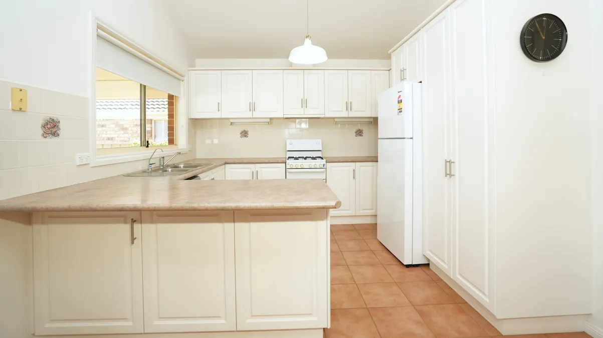 92B  Clifton Boulevard, Griffith, NSW, 2680 - Image 4