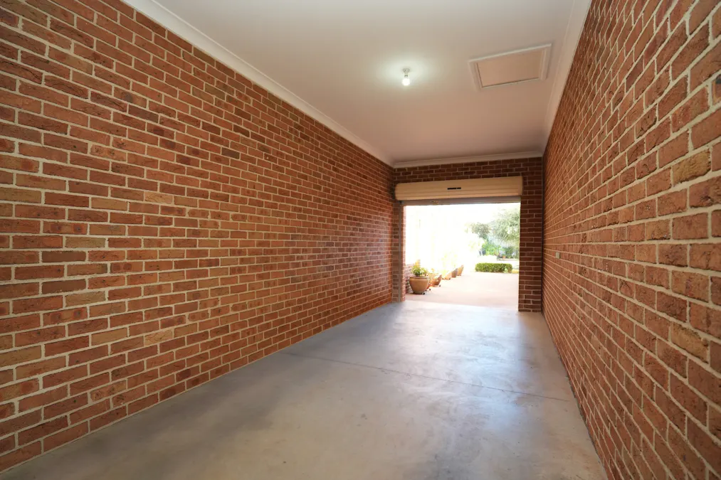 92B  Clifton Boulevard, Griffith, NSW, 2680 - Image 15