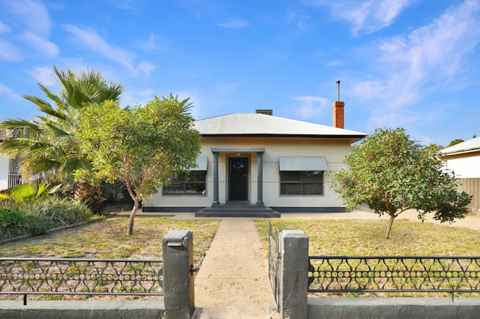 49 Cutler Avenue, Griffith, NSW, 2680 - Image 1