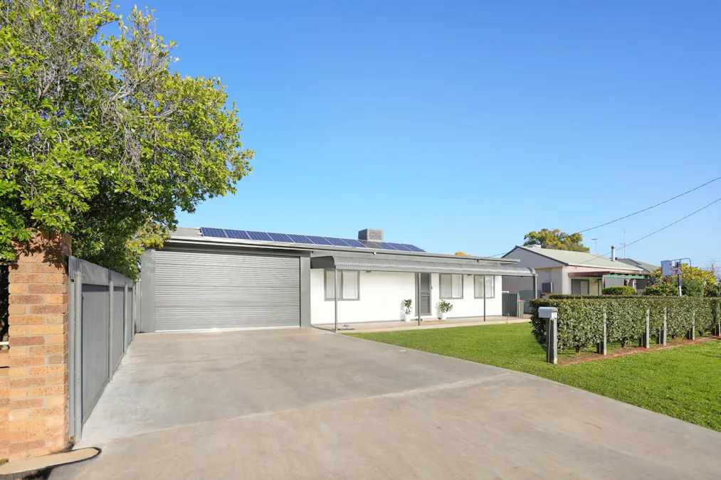 13 Coonong Street, Griffith, NSW, 2680 - Image 1