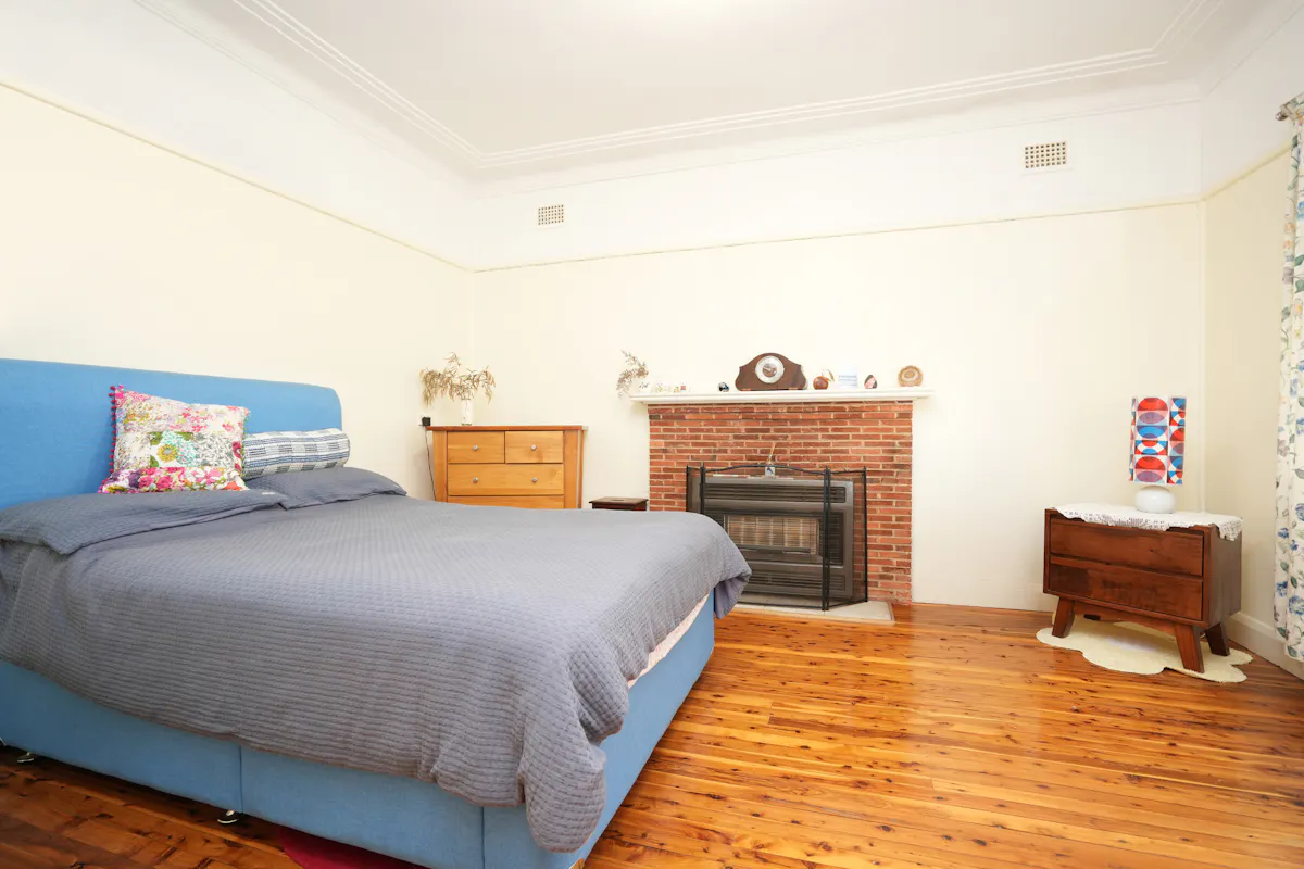 1 Gunbar Street — photo 4 of 9