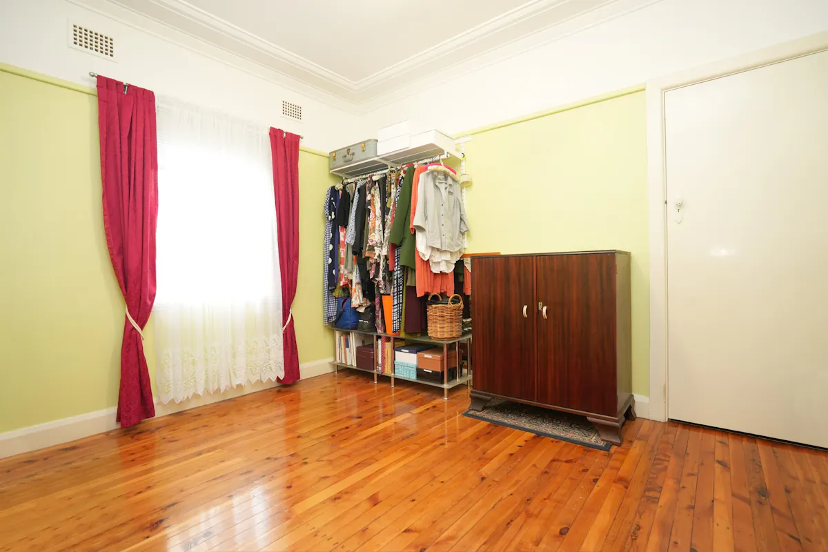 1 Gunbar Street — photo 6 of 9