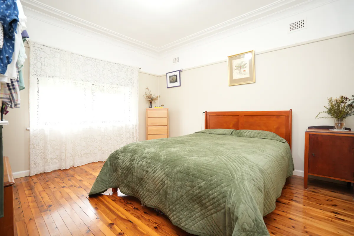 1 Gunbar Street — photo 5 of 9