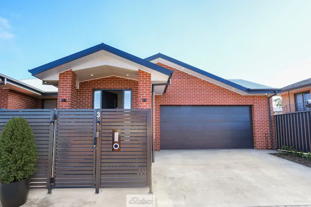 3 Binya Lane — photo from Elders Real Estate Griffith