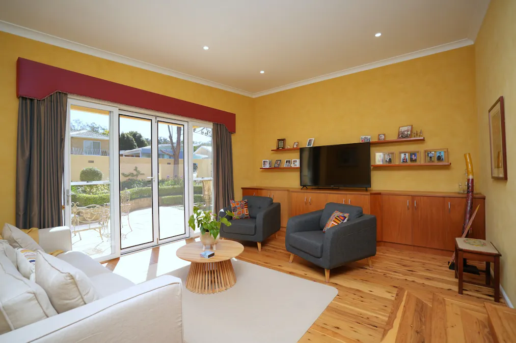 41 Ross Crescent, Griffith, NSW, 2680 - Image 2