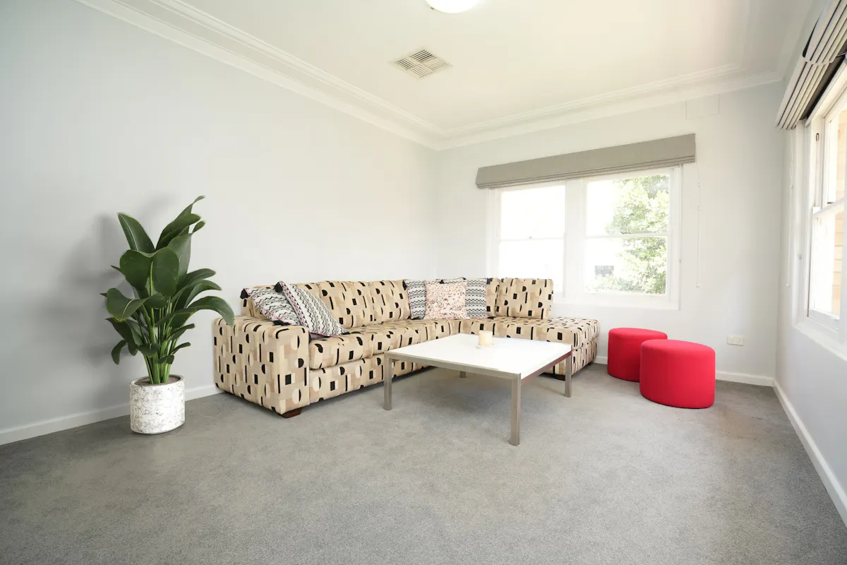 20 Nyora Street — photo 6 of 12