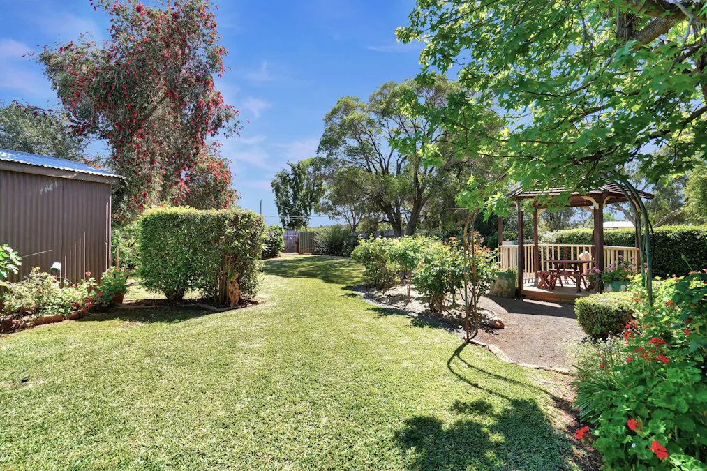 30 Lawson Crescent, Griffith, NSW, 2680 - Image 13