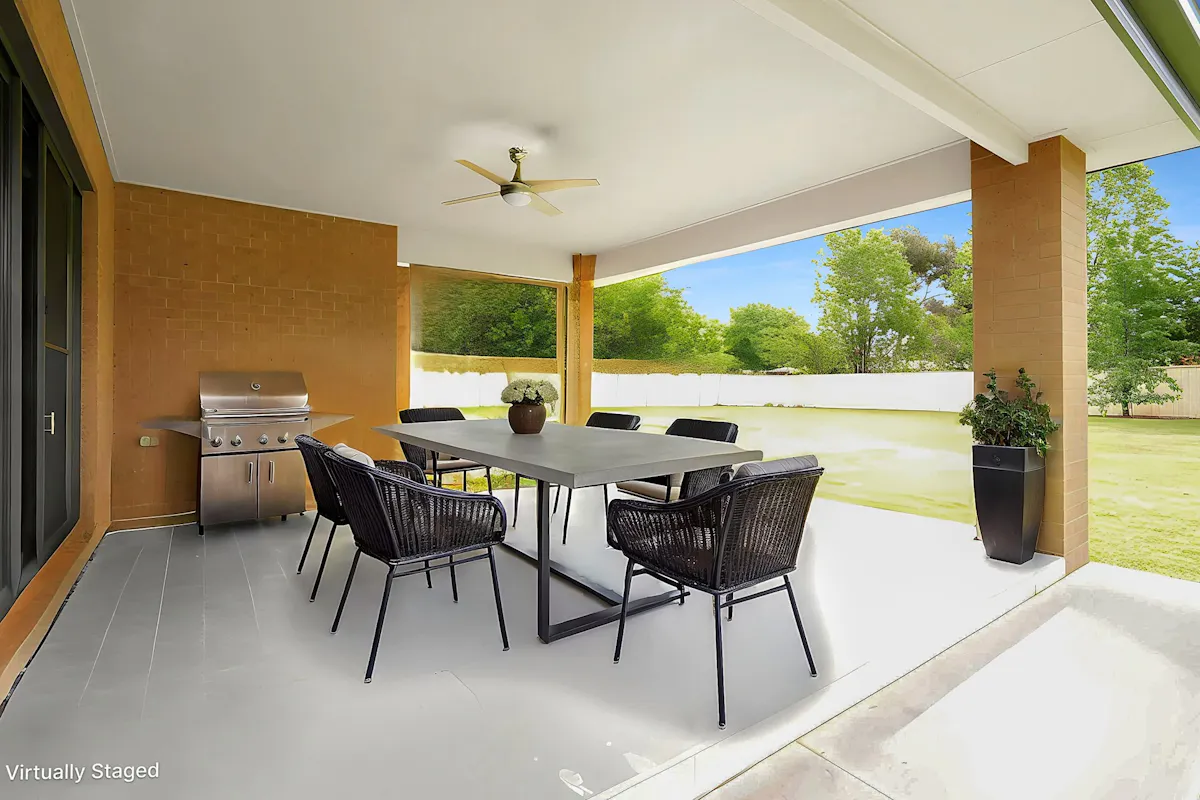 4 Zappacosta Crescent — photo 14 of 18