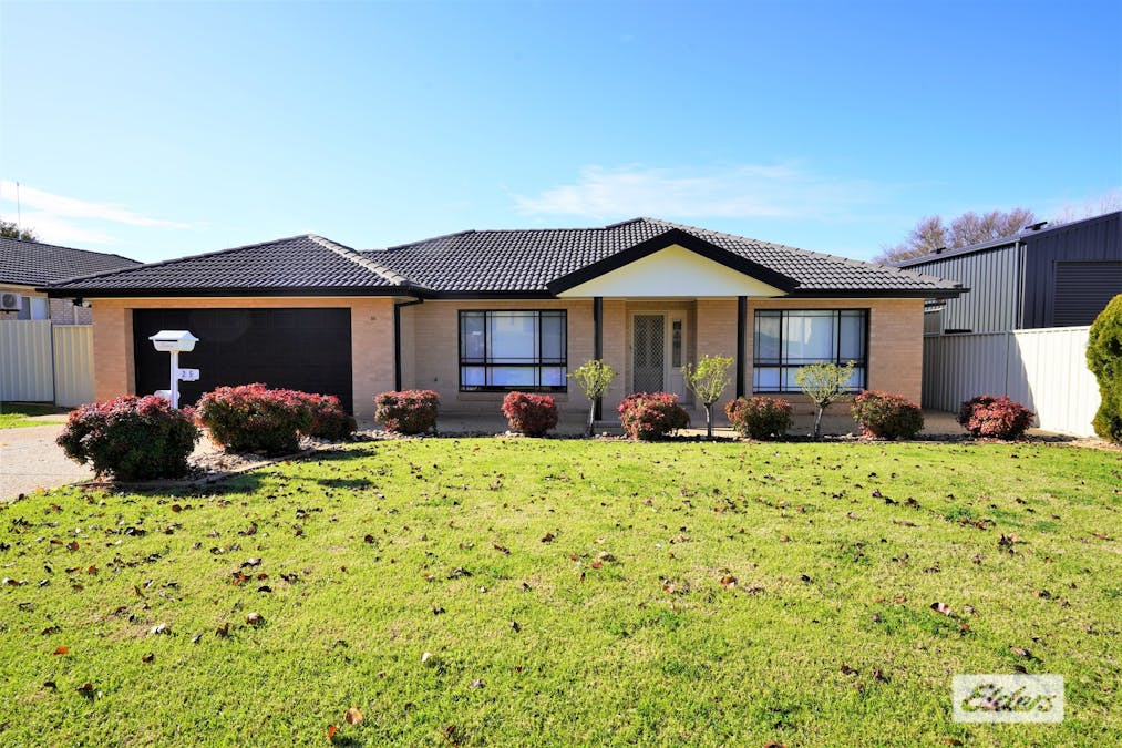 25 Dussin Street, Griffith, NSW, 2680 - Image 1