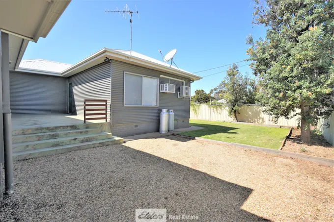 2/68 Noorilla Street, Griffith, NSW, 2680 - Image 1