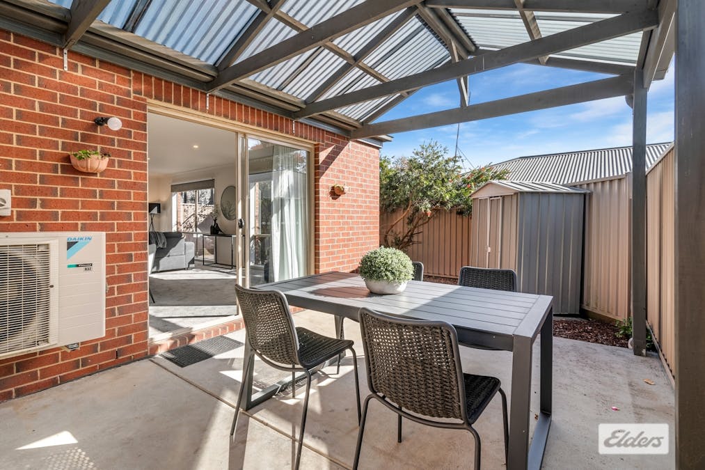 1/201 Mollison Street, Kyneton, VIC, 3444 - Image 9