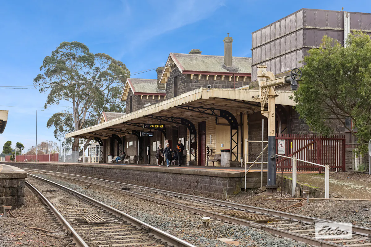 Central Kyneton Development Precinct Approx. 12,343m²* Across 14 Titles Available as Two Distinct Development Opportunities — photo 14 of 15