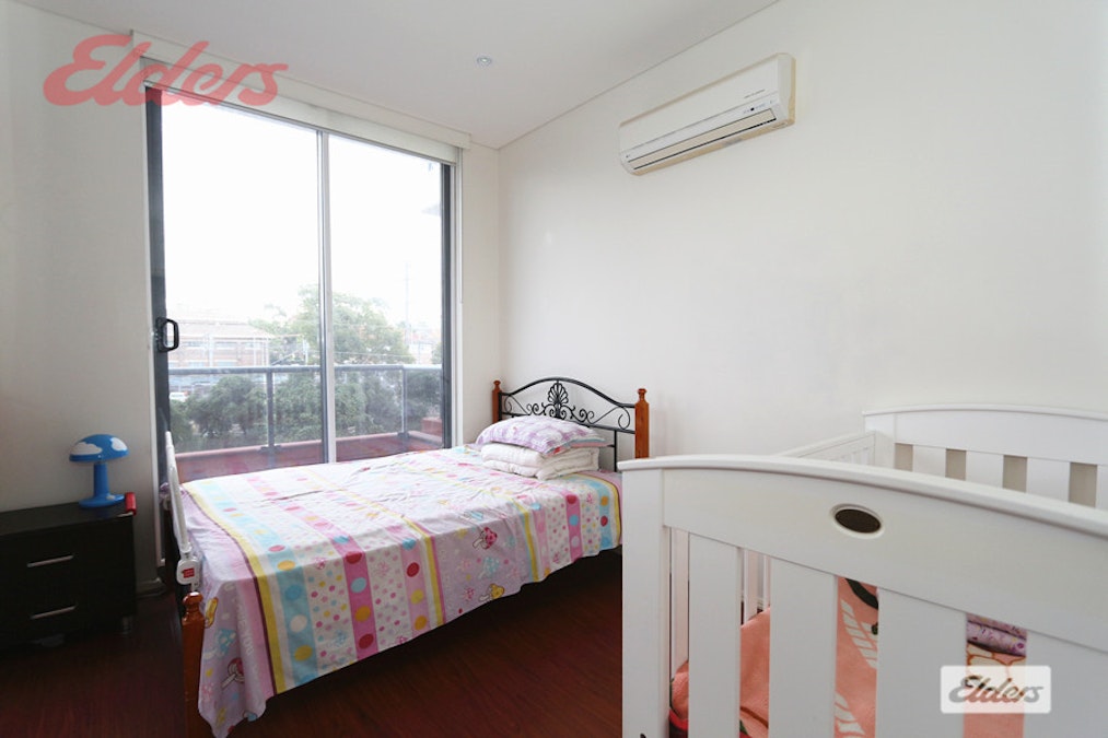 806/90 George Street, Hornsby, NSW, 2077 - Image 4