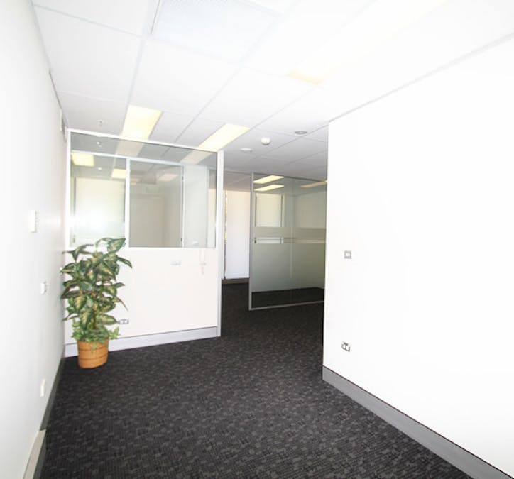 604/90 George Street, Hornsby, NSW, 2077 - Image 4