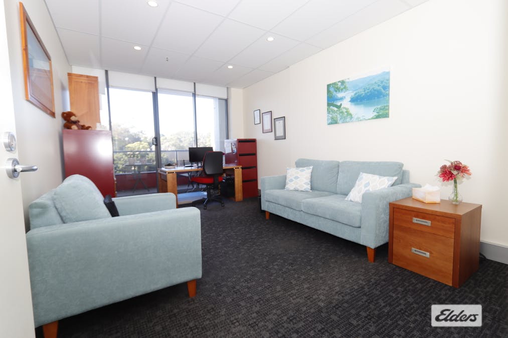 701/90 George Street, Hornsby, NSW, 2077 - Image 2