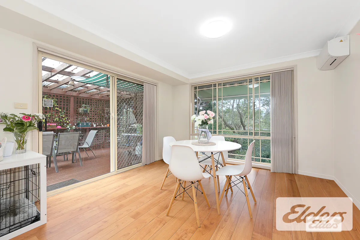 Spacious Family Townhouse in the Hornsby North Public School Catchment — photo 2 of 13