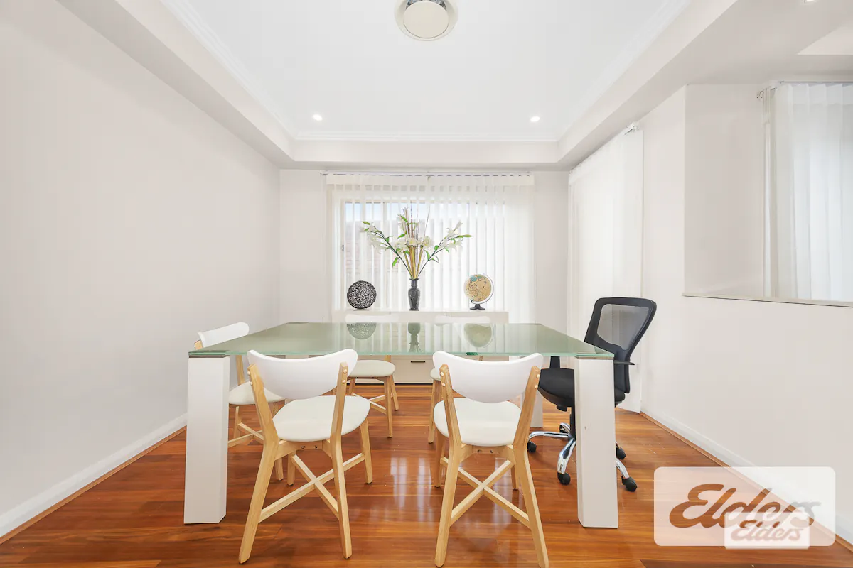 84B Elsiemer Street — photo 3 of 16