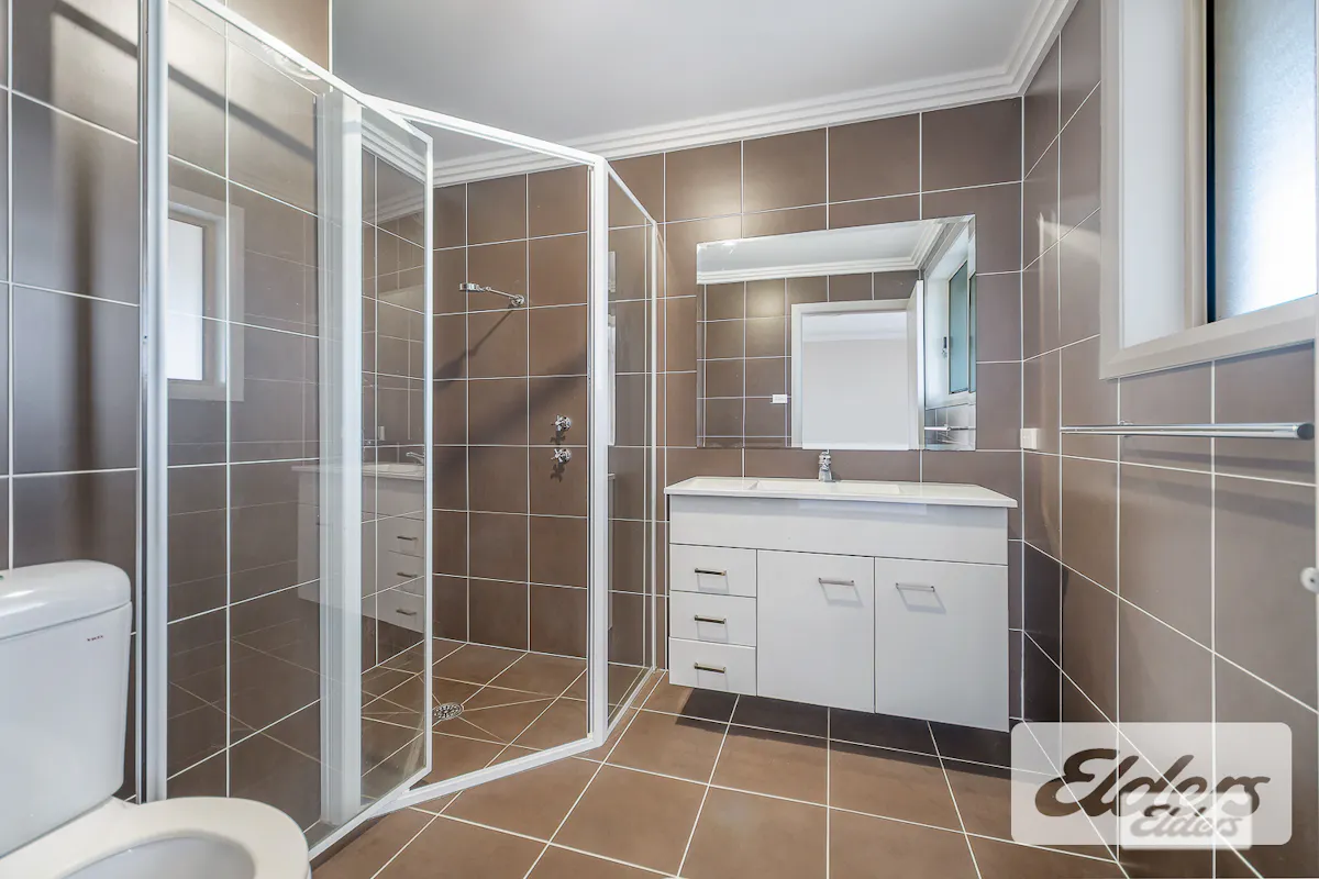 84B Elsiemer Street — photo 12 of 16