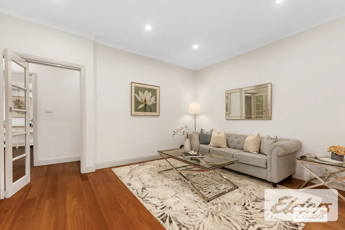 4 Plateau Close — photo 3 of 19