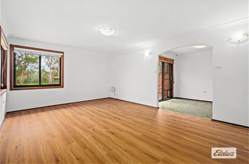 187 Brisbane Water Drive — photo 4 of 9