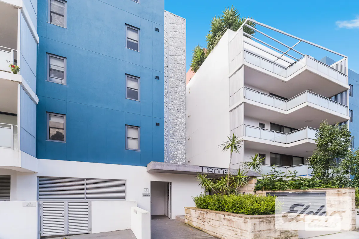 35/51-53 Loftus Crescent — photo 13 of 19