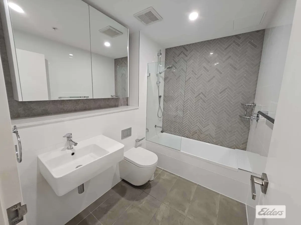 1403/25 Mann Street — photo 8 of 10