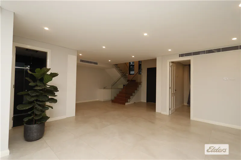 2 Orange Street — photo 3 of 10